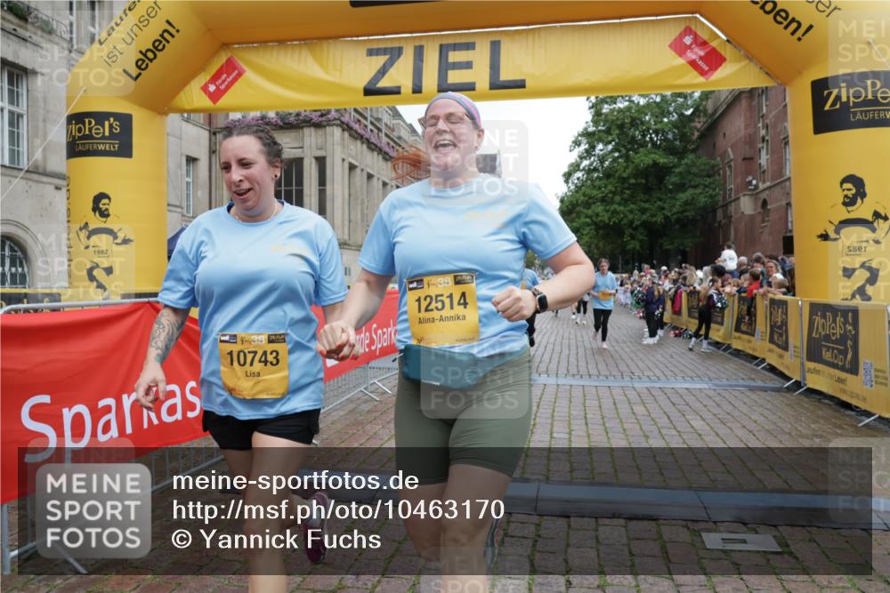 13.09.2026 - Kiel Lauf Yannick Fuchs http://msf.ph/oto/10463170 13.09.2026 09:55:15 Ziel 1354, 2079, 2186, 5883, 6102, 7322, 9117, 10609, 10743, 11564, 12514, 449, 1412, 1436, 2979, 3489, 3846, 4107, 4640, 4911, 4948, 5307, 6054, 6158, 6955, 7661, 7813, 7819, 7969, 8327, 9509, 9588, 9790, 9932, 10635, 1495, 2061, 5824, 7846, 8408, 11421, 3489, 5503, 5504, 6815 meine-sportfotos.de