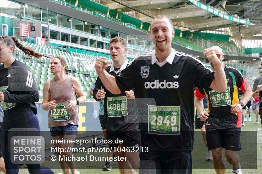 13.09.2026 - 21. swb-Marathon Bremen Michael Burmester http://msf.ph/oto/10463213 13.09.2026 13:12:41 Laufen im Stadion 118, 183, 265, 270, 278, 349, 514, 576, 695, 702, 703, 843, 933, 950, 1005, 1113, 1143, 1226, 1286, 1334, 1426, 1435, 1641, 1849, 1851, 1936, 1952, 1991, 2005, 2248, 2264, 2281, 2299, 2336, 2353, 2375, 2377, 2398, 2426, 2439, 2461, 2478, 2505, 2612, 2659, 2665, 2673, 2684, 2765, 2773, 2792, 2804, 2815, 2816, 2822, 2850, 2860, 2884, 2895, 2907, 2921, 2963, 2966, 2975, 2976, 3016, 3027, 3079, 3082, 3143, 3155, 3159, 3253, 3277, 3293, 3308, 3313, 3328, 3349, 3434, 551 meine-sportfotos.de