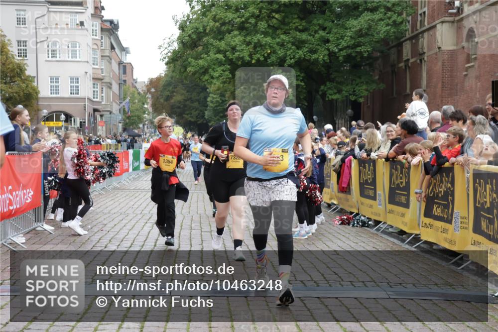 13.09.2026 - Kiel Lauf Yannick Fuchs http://msf.ph/oto/10463248 13.09.2026 09:55:20 Ziel 1354, 1495, 2079, 2186, 5883, 7322, 9117, 10743, 12514, 449, 1412, 1436, 2979, 3846, 4107, 4640, 4948, 5307, 6054, 6102, 6158, 6955, 7661, 7813, 7819, 7969, 9509, 9588, 9790, 9932, 10609, 10635, 10743, 11564, 12514, 2061, 5824, 5986, 7087, 7846, 8408, 11421, 11962, 11970, 12261, 449, 2979, 3489, 3846, 4911, 4948, 5503, 5504, 7661, 7813, 7819, 8327 meine-sportfotos.de