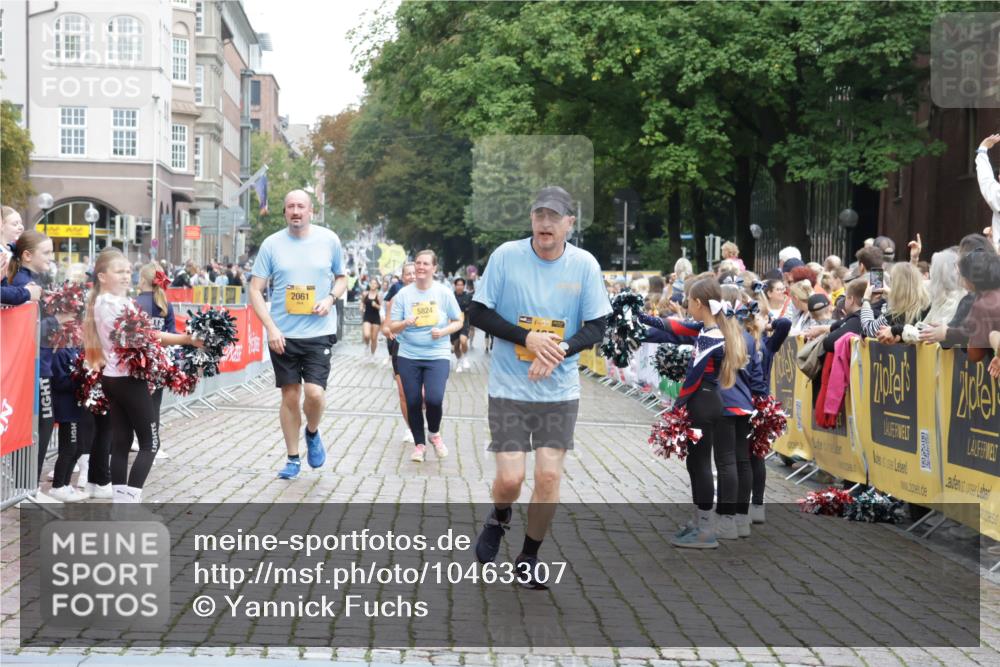 13.09.2026 - Kiel Lauf Yannick Fuchs http://msf.ph/oto/10463307 13.09.2026 09:55:26 Ziel 1354, 1495, 2061, 2186, 5824, 5883, 7322, 11421, 1412, 1436, 2079, 4107, 4640, 5307, 6054, 6102, 6158, 6955, 7969, 9117, 9509, 9588, 9790, 10609, 10635, 10743, 11564, 12514, 5986, 7087, 7846, 8408, 9226, 9741, 11962, 11970, 12142, 12261, 449, 2979, 3846, 4911, 4948, 6955, 7661, 7813, 7819, 7969, 8327, 9509, 9790, 9932 meine-sportfotos.de