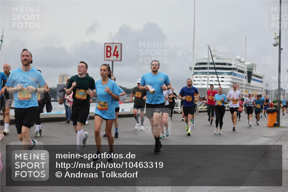 13.09.2026 - Kiel Lauf Andreas Tolksdorf http://msf.ph/oto/10463319 13.09.2026 12:03:29 Kiellinie 9468, 3934, 4, 8317, 11925 meine-sportfotos.de