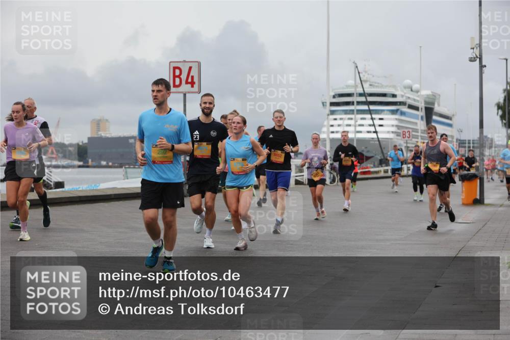 13.09.2026 - Kiel Lauf Andreas Tolksdorf http://msf.ph/oto/10463477 13.09.2026 12:03:46 Kiellinie 4, 292, 8652, 3 meine-sportfotos.de