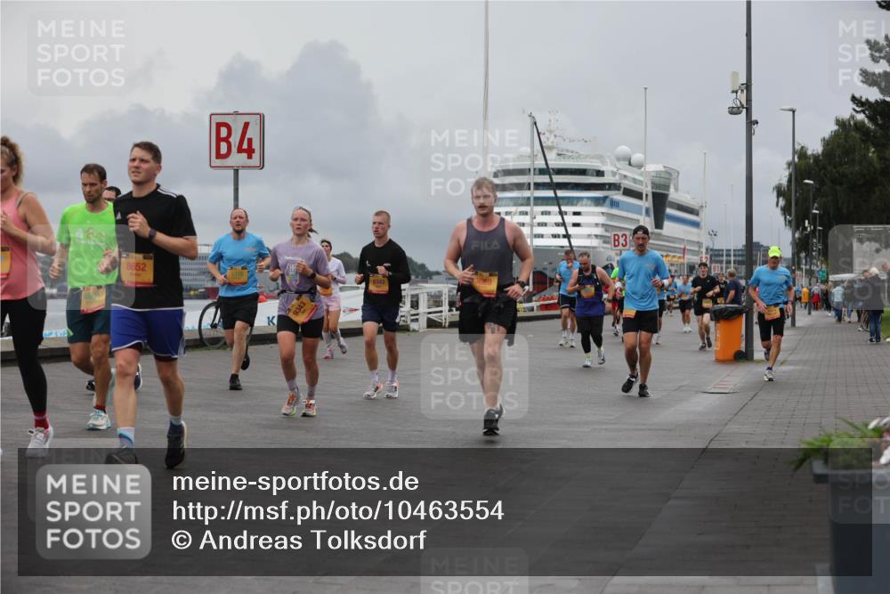 13.09.2026 - Kiel Lauf Andreas Tolksdorf http://msf.ph/oto/10463554 13.09.2026 12:03:48 Kiellinie 4601, 8652, 4, 9342, 3, 6343, 3659 meine-sportfotos.de