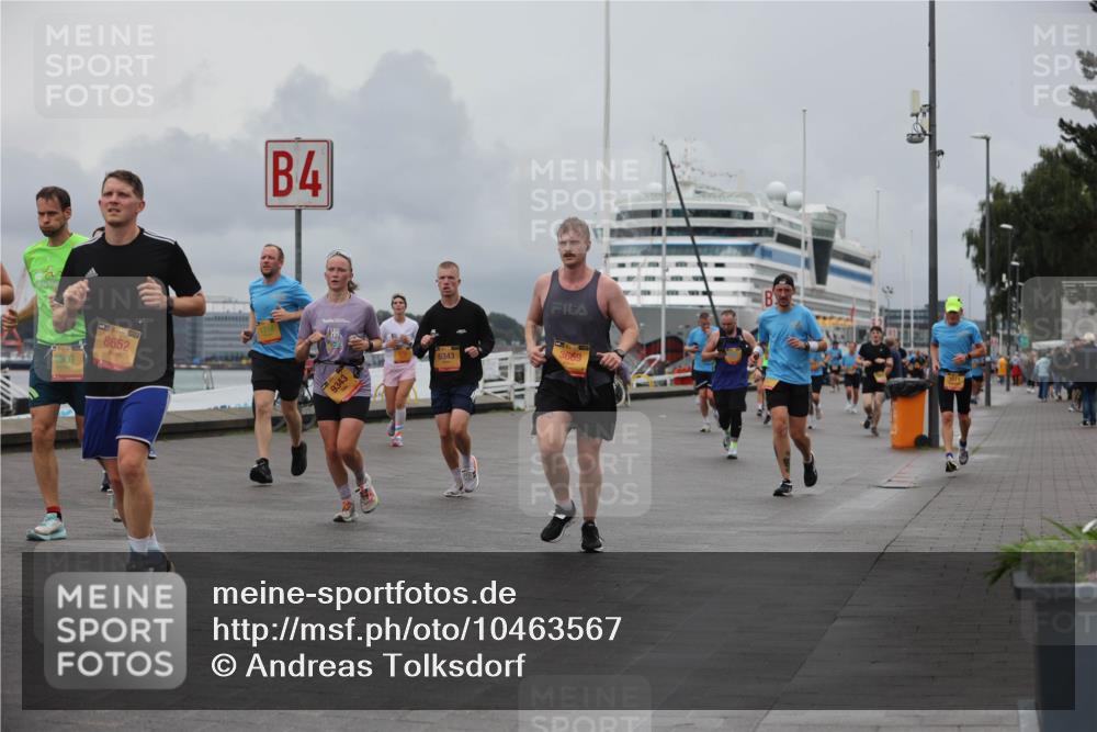 13.09.2026 - Kiel Lauf Andreas Tolksdorf http://msf.ph/oto/10463567 13.09.2026 12:03:48 Kiellinie 4601, 39, 8652, 4, 1343, 6343, 3669 meine-sportfotos.de