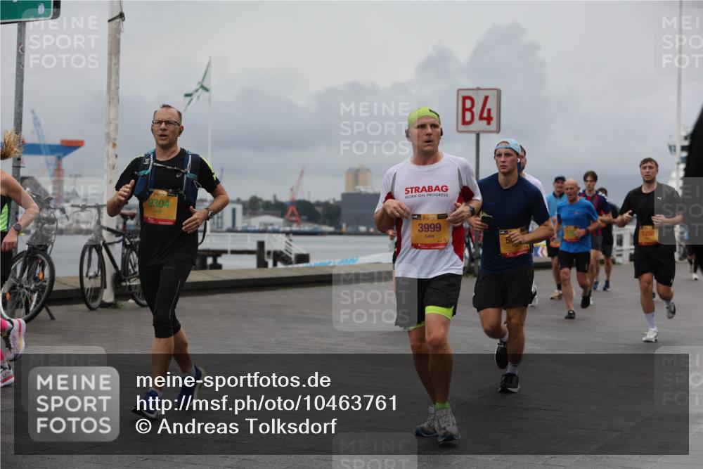 13.09.2026 - Kiel Lauf Andreas Tolksdorf http://msf.ph/oto/10463761 13.09.2026 12:04:18 Kiellinie 9304, 4, 38, 3999, 1250 meine-sportfotos.de
