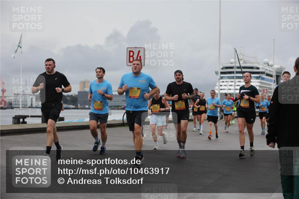 13.09.2026 - Kiel Lauf Andreas Tolksdorf http://msf.ph/oto/10463917 13.09.2026 12:04:25 Kiellinie 4130, 7221, 8192, 9532, 3 meine-sportfotos.de