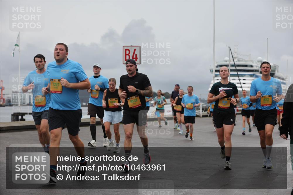 13.09.2026 - Kiel Lauf Andreas Tolksdorf http://msf.ph/oto/10463961 13.09.2026 12:04:26 Kiellinie 39, 4130, 38, 7221, 4, 394, 9532, 622 meine-sportfotos.de