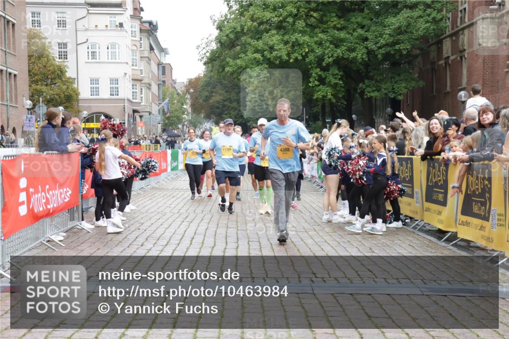 13.09.2026 - Kiel Lauf Yannick Fuchs http://msf.ph/oto/10463984 13.09.2026 09:56:06 Ziel 50, 51, 1176, 1961, 4388, 5056, 6172, 6515, 8521, 10248, 10267, 10787, 11357, 11385, 11790, 11886, 12735, 12736, 12752, 1589, 2227, 4121, 4174, 5056, 5986, 7087, 7846, 8248, 8408, 8521, 8976, 9226, 9399, 9741, 11962, 11970, 12142, 12261, 12463, 2949, 3228, 3229, 5940, 6968, 8832, 9115, 12037, 1495, 2061, 5824, 7846, 8408, 11421 meine-sportfotos.de