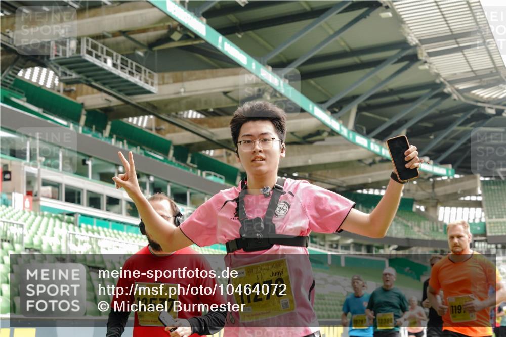 13.09.2026 - 21. swb-Marathon Bremen Michael Burmester http://msf.ph/oto/10464072 13.09.2026 10:35:05 Laufen im Stadion 10018, 10093, 10144, 10147, 10152, 10157, 10173, 10175, 10177, 10181, 10182, 10185, 10195, 10240, 10245, 10254, 10297, 10309, 10355, 10356, 10357, 10367, 10368, 10369, 10377, 10409, 10415, 10427, 10428, 10460, 10477, 10485, 10492, 10528, 10559, 10604, 10617, 10636, 10639, 10668, 10669, 10677, 10691, 10699, 10700, 10715, 10772, 10787, 10828, 10857, 10914, 10928, 11126, 11162, 11343, 11803, 11965, 10146, 10222 meine-sportfotos.de