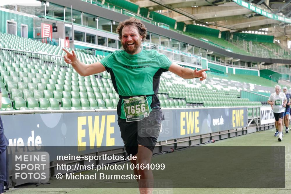 13.09.2026 - 21. swb-Marathon Bremen Michael Burmester http://msf.ph/oto/10464099 13.09.2026 13:12:53 Laufen im Stadion 118, 183, 270, 278, 349, 514, 576, 600, 695, 702, 703, 843, 933, 950, 1005, 1113, 1143, 1226, 1286, 1334, 1426, 1435, 1596, 1641, 1849, 1851, 1936, 1991, 2005, 2079, 2248, 2264, 2281, 2336, 2353, 2375, 2377, 2398, 2426, 2439, 2461, 2478, 2505, 2612, 2659, 2665, 2673, 2684, 2765, 2773, 2792, 2804, 2815, 2816, 2822, 2850, 2860, 2884, 2895, 2907, 2921, 2963, 2966, 2972, 2975, 2976, 3016, 3027, 3079, 3082, 3143, 3155, 3253, 3277, 3293, 3308, 3313, 3328, 3349, 3434 meine-sportfotos.de