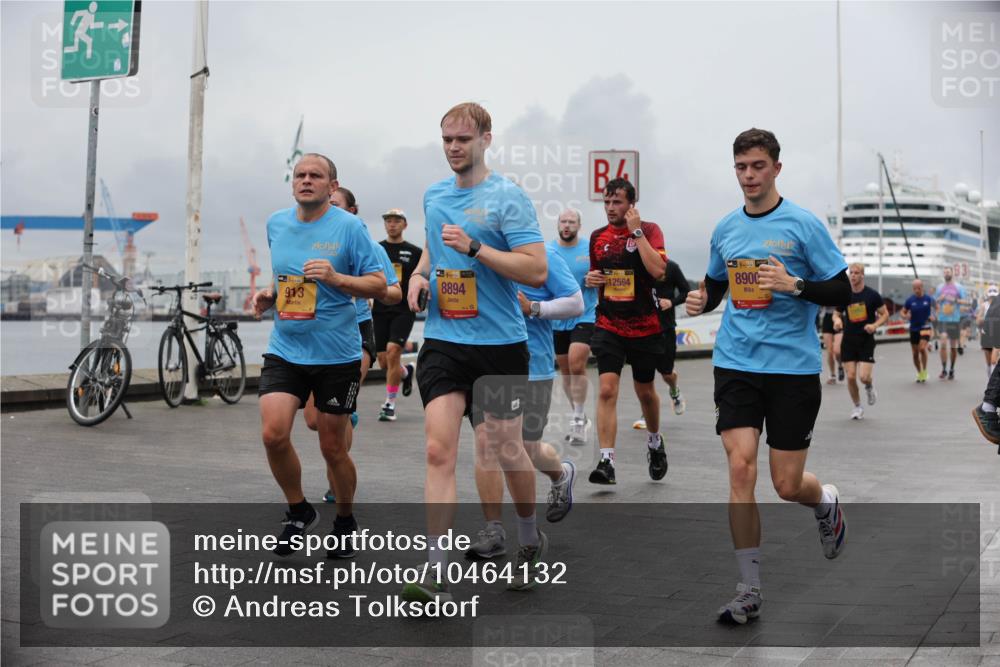 13.09.2026 - Kiel Lauf Andreas Tolksdorf http://msf.ph/oto/10464132 13.09.2026 12:04:39 Kiellinie 130, 913, 39, 8894, 12594, 38, 8900, 83 meine-sportfotos.de