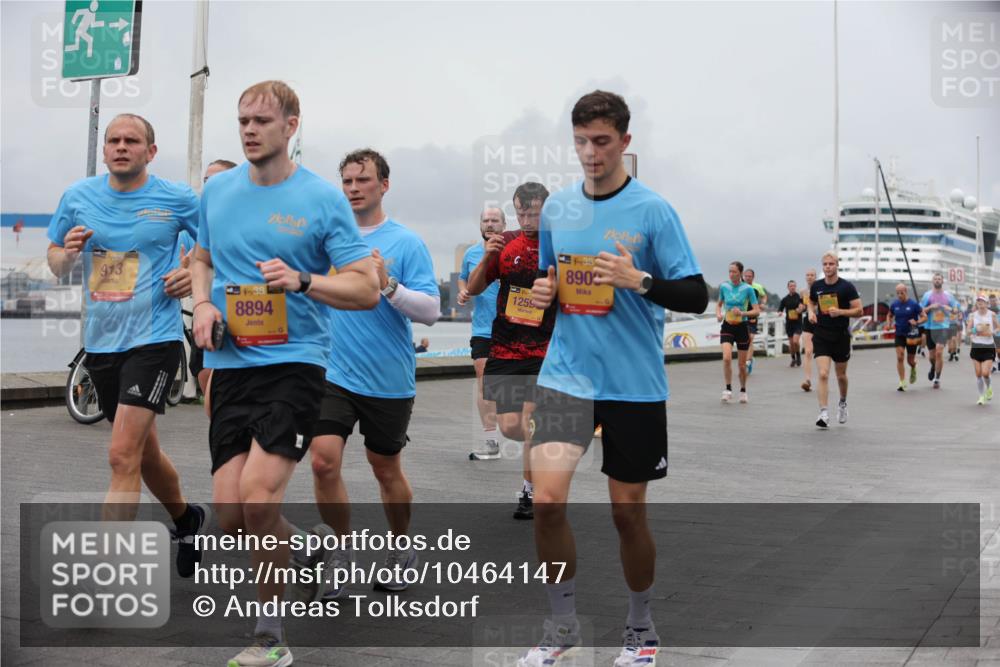 13.09.2026 - Kiel Lauf Andreas Tolksdorf http://msf.ph/oto/10464147 13.09.2026 12:04:39 Kiellinie 139, 913, 1, 39, 8894, 1259, 4, 39, 890, 3 meine-sportfotos.de