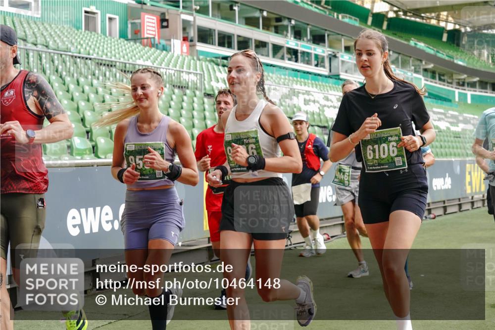 13.09.2026 - 21. swb-Marathon Bremen Michael Burmester http://msf.ph/oto/10464148 13.09.2026 12:56:07 Laufen im Stadion 201, 205, 307, 388, 411, 431, 465, 495, 655, 769, 854, 876, 913, 926, 948, 1058, 1130, 1197, 1390, 1537, 1599, 1601, 1645, 1750, 1972, 2001, 2040, 2122, 2125, 2234, 2251, 2260, 2319, 2383, 2390, 2473, 2474, 2535, 2604, 2634, 2671, 2733, 2761, 2812, 2922, 2948, 3057, 3119, 3134, 3175, 3192, 3202, 3241, 3246, 3290, 3346, 3348, 3411, 3458, 3508, 3706, 3716, 3813, 3836, 4135, 4137, 4171, 4413, 4455, 4479, 4733, 5277, 5430, 5530, 6106, 2498, 3085 meine-sportfotos.de