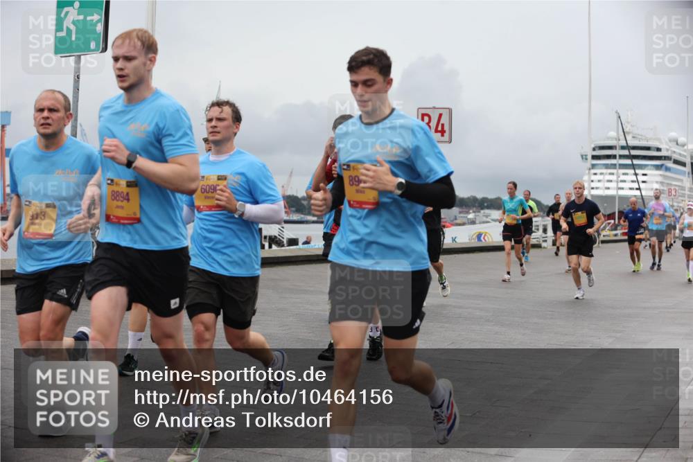 13.09.2026 - Kiel Lauf Andreas Tolksdorf http://msf.ph/oto/10464156 13.09.2026 12:04:39 Kiellinie 913, 8894, 6096, 89, 34, 3 meine-sportfotos.de