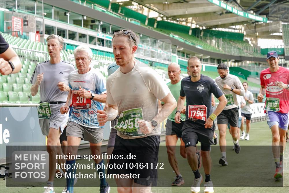13.09.2026 - 21. swb-Marathon Bremen Michael Burmester http://msf.ph/oto/10464172 13.09.2026 12:56:08 Laufen im Stadion 201, 205, 307, 388, 411, 431, 465, 495, 655, 769, 854, 857, 876, 913, 926, 948, 1058, 1130, 1197, 1390, 1537, 1599, 1601, 1645, 1750, 1972, 2001, 2040, 2122, 2125, 2234, 2251, 2260, 2319, 2383, 2390, 2473, 2474, 2535, 2604, 2634, 2671, 2733, 2761, 2812, 2922, 2948, 3057, 3119, 3134, 3175, 3192, 3202, 3241, 3246, 3290, 3346, 3348, 3411, 3458, 3508, 3706, 3716, 3813, 3836, 4135, 4137, 4171, 4413, 4455, 4479, 4733, 5277, 5430, 5530, 6106, 2498, 3085 meine-sportfotos.de