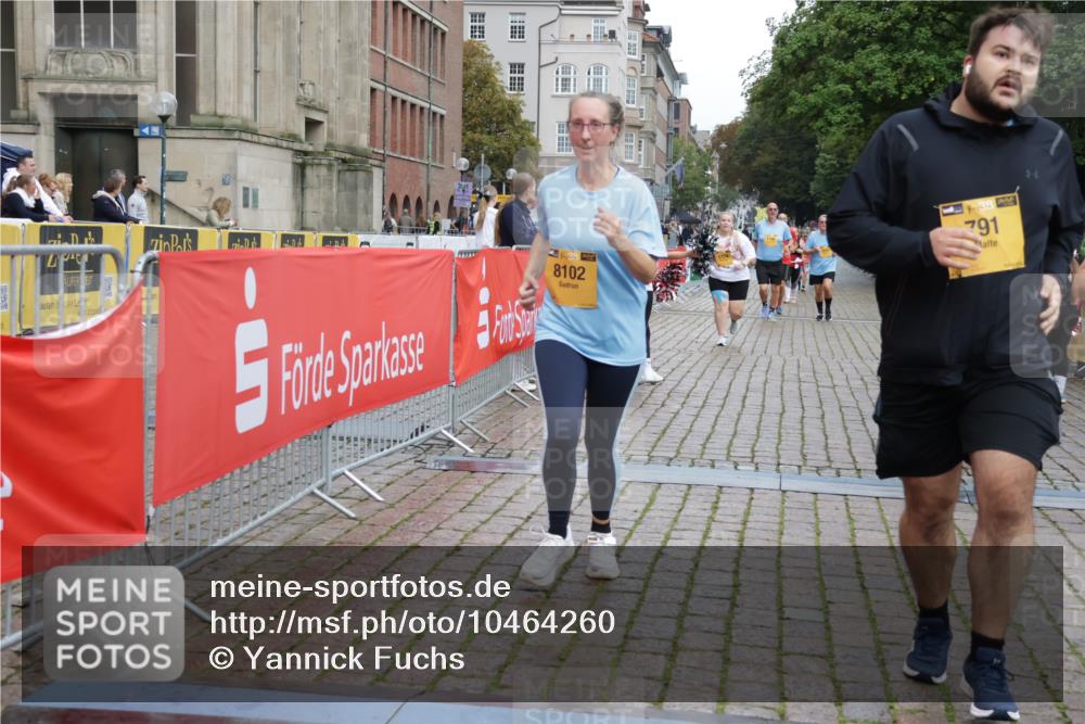 13.09.2026 - Kiel Lauf Yannick Fuchs http://msf.ph/oto/10464260 13.09.2026 09:56:33 Ziel 791, 1746, 1774, 5654, 5940, 8102, 10230, 12037, 50, 51, 1176, 1961, 2949, 3228, 3229, 4388, 6172, 6515, 6968, 8832, 9115, 10248, 10267, 10787, 11357, 11385, 11790, 11886, 12735, 12736, 12752, 2655, 4641, 4643, 5938, 7509, 7548, 10206, 12072, 1176, 1589, 2227, 5056, 8248, 8521, 9399, 10248, 10267, 11886, 12463 meine-sportfotos.de