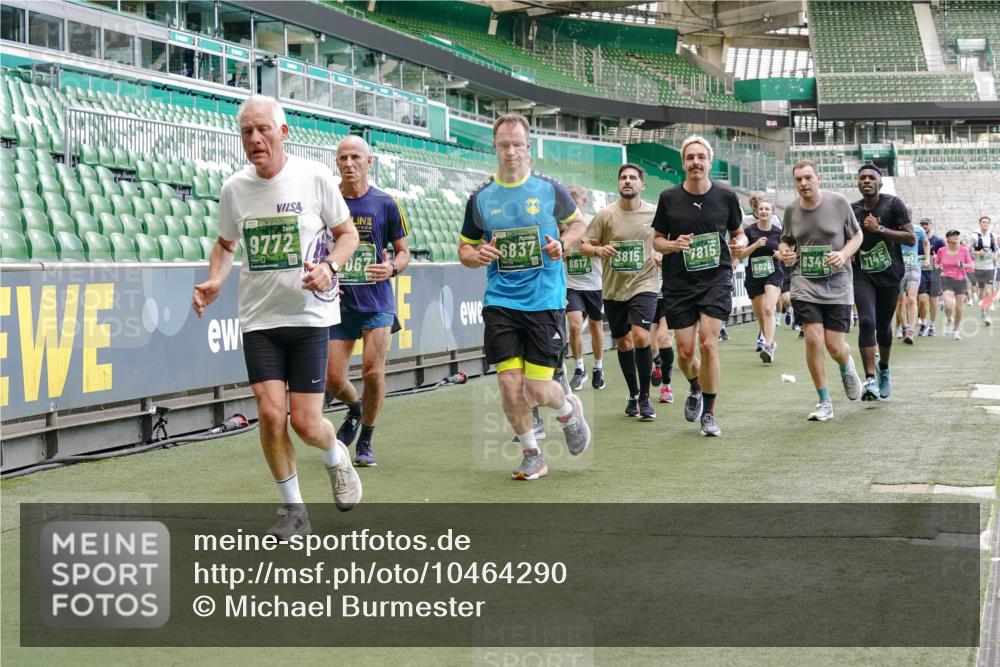 13.09.2026 - 21. swb-Marathon Bremen Michael Burmester http://msf.ph/oto/10464290 13.09.2026 13:12:58 Laufen im Stadion 118, 183, 270, 278, 349, 514, 576, 600, 695, 702, 703, 843, 933, 950, 1005, 1113, 1143, 1226, 1286, 1334, 1426, 1435, 1596, 1641, 1849, 1851, 1936, 1991, 2005, 2079, 2248, 2264, 2336, 2353, 2375, 2377, 2387, 2398, 2426, 2439, 2461, 2478, 2505, 2612, 2659, 2665, 2673, 2684, 2765, 2773, 2792, 2815, 2816, 2822, 2850, 2860, 2884, 2895, 2907, 2921, 2963, 2966, 2972, 2975, 2976, 3016, 3027, 3079, 3082, 3143, 3155, 3253, 3277, 3293, 3308, 3313, 3328, 3349, 3434 meine-sportfotos.de