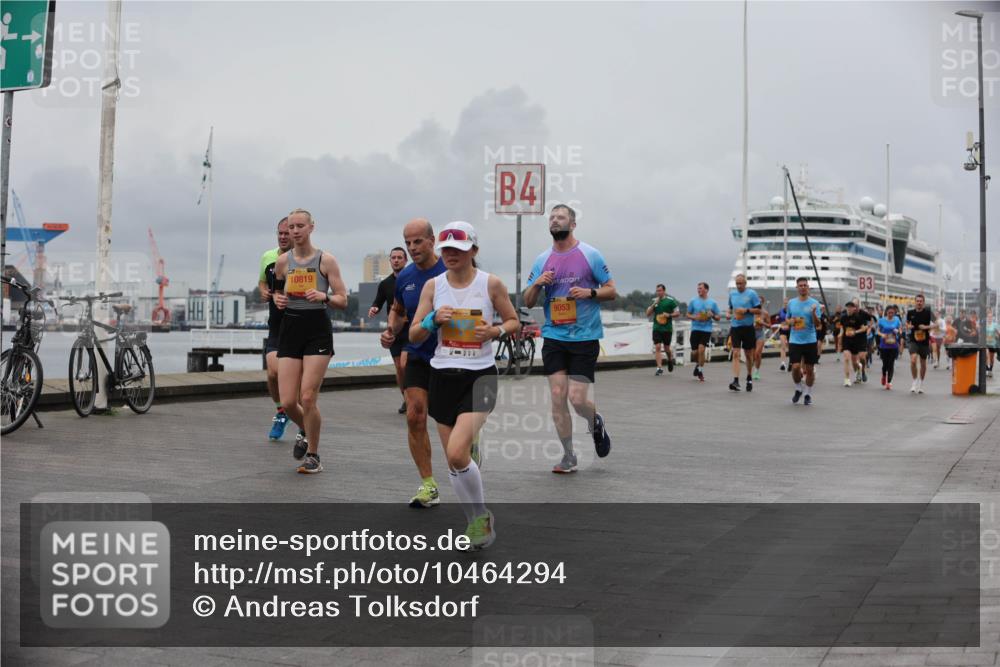 13.09.2026 - Kiel Lauf Andreas Tolksdorf http://msf.ph/oto/10464294 13.09.2026 12:04:46 Kiellinie 10819, 4, 9053, 3 meine-sportfotos.de