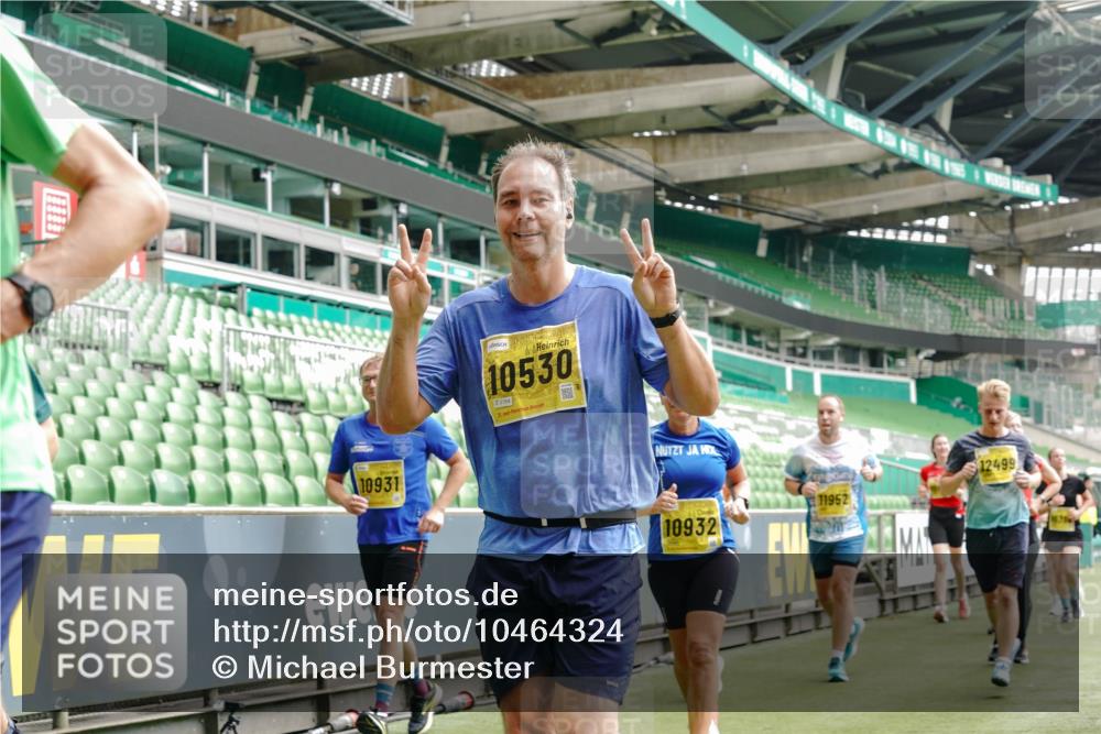 13.09.2026 - 21. swb-Marathon Bremen Michael Burmester http://msf.ph/oto/10464324 13.09.2026 10:35:09 Laufen im Stadion 10093, 10144, 10147, 10152, 10157, 10173, 10175, 10177, 10181, 10182, 10185, 10195, 10240, 10245, 10254, 10309, 10355, 10356, 10357, 10367, 10368, 10369, 10377, 10409, 10415, 10427, 10460, 10473, 10477, 10485, 10492, 10528, 10559, 10604, 10617, 10636, 10639, 10668, 10669, 10677, 10691, 10699, 10700, 10715, 10772, 10787, 10828, 10857, 10914, 10928, 11126, 11162, 11343, 11803, 11965, 10146, 10222 meine-sportfotos.de