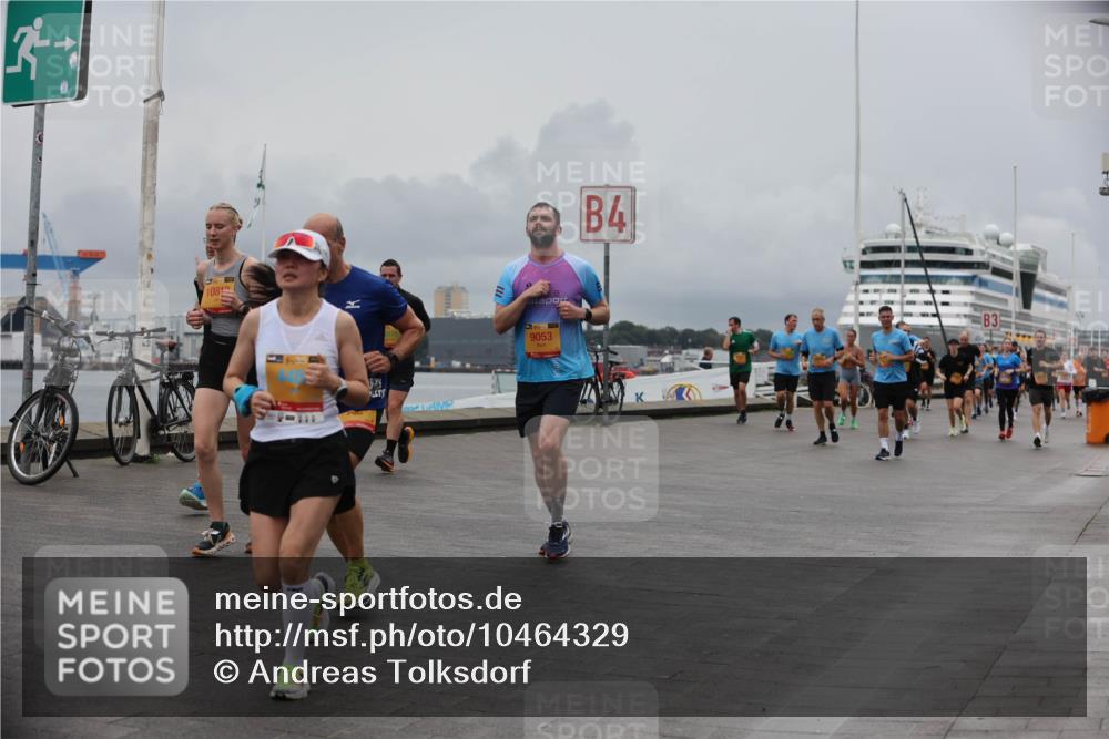 13.09.2026 - Kiel Lauf Andreas Tolksdorf http://msf.ph/oto/10464329 13.09.2026 12:04:47 Kiellinie 1081, 9053, 4, 3 meine-sportfotos.de