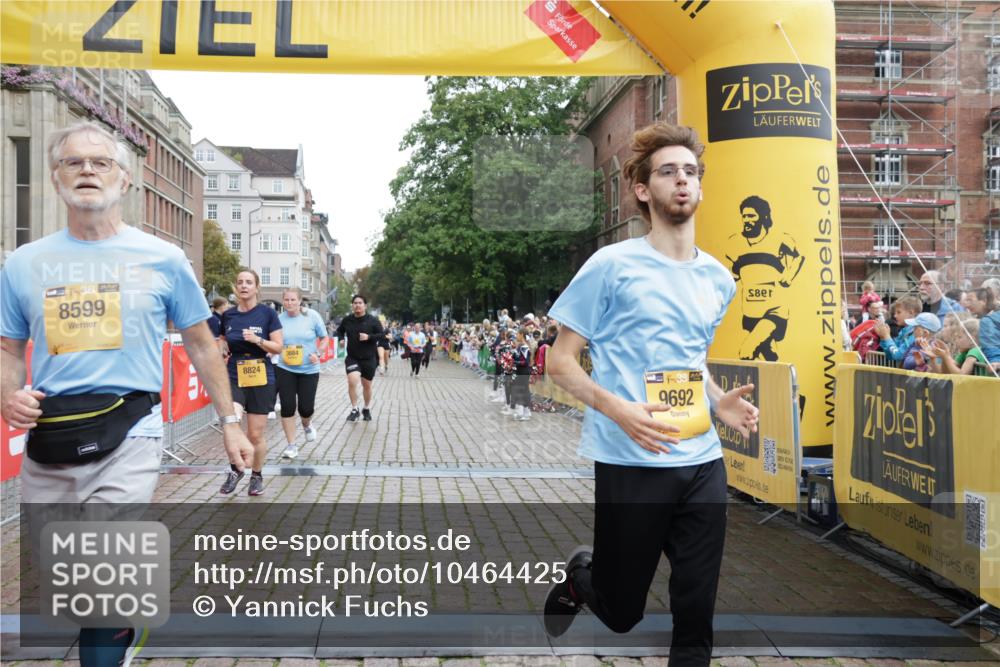 13.09.2026 - Kiel Lauf Yannick Fuchs http://msf.ph/oto/10464425 13.09.2026 09:57:01 Ziel 3684, 5468, 8599, 8824, 9692, 12580, 791, 1746, 1774, 2655, 4641, 4643, 5654, 5938, 5940, 7509, 7548, 8102, 10206, 10230, 12037, 12072, 130, 2486, 3114, 4097, 4568, 4631, 5776, 6243, 6932, 7786, 8103, 8113, 11042, 11095, 11245, 12507, 791, 2949, 5654, 5940, 6968, 8102, 9115, 12037 meine-sportfotos.de