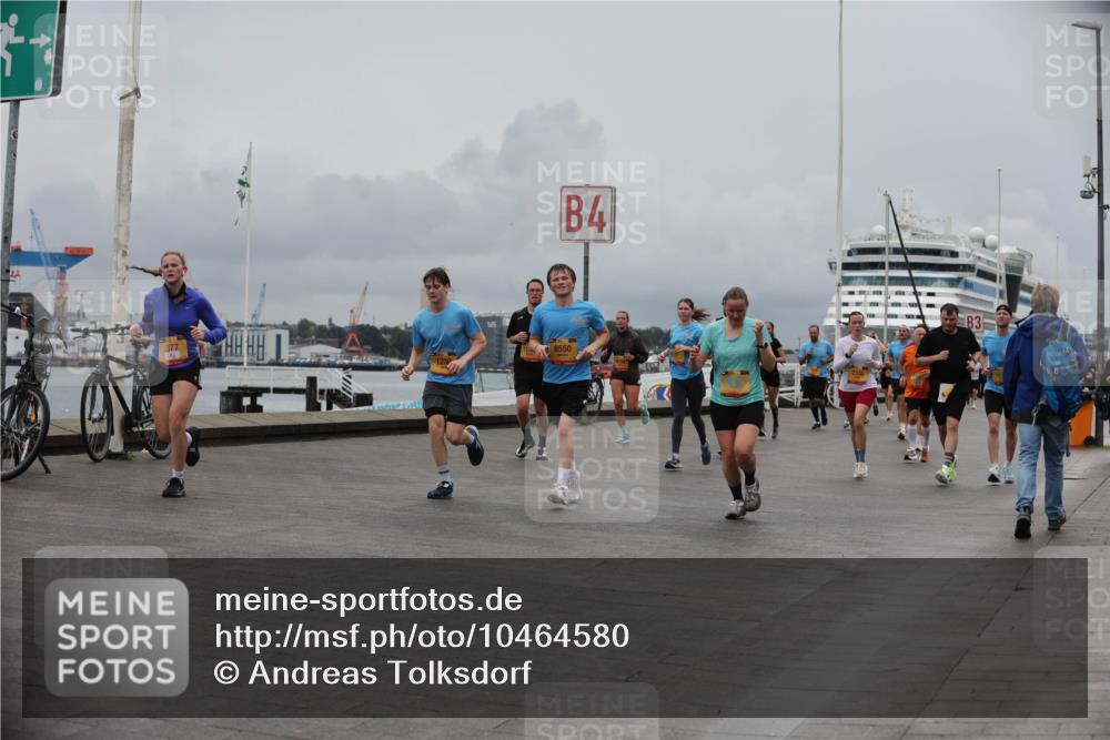 13.09.2026 - Kiel Lauf Andreas Tolksdorf http://msf.ph/oto/10464580 13.09.2026 12:04:59 Kiellinie 4, 377, 8550, 3 meine-sportfotos.de