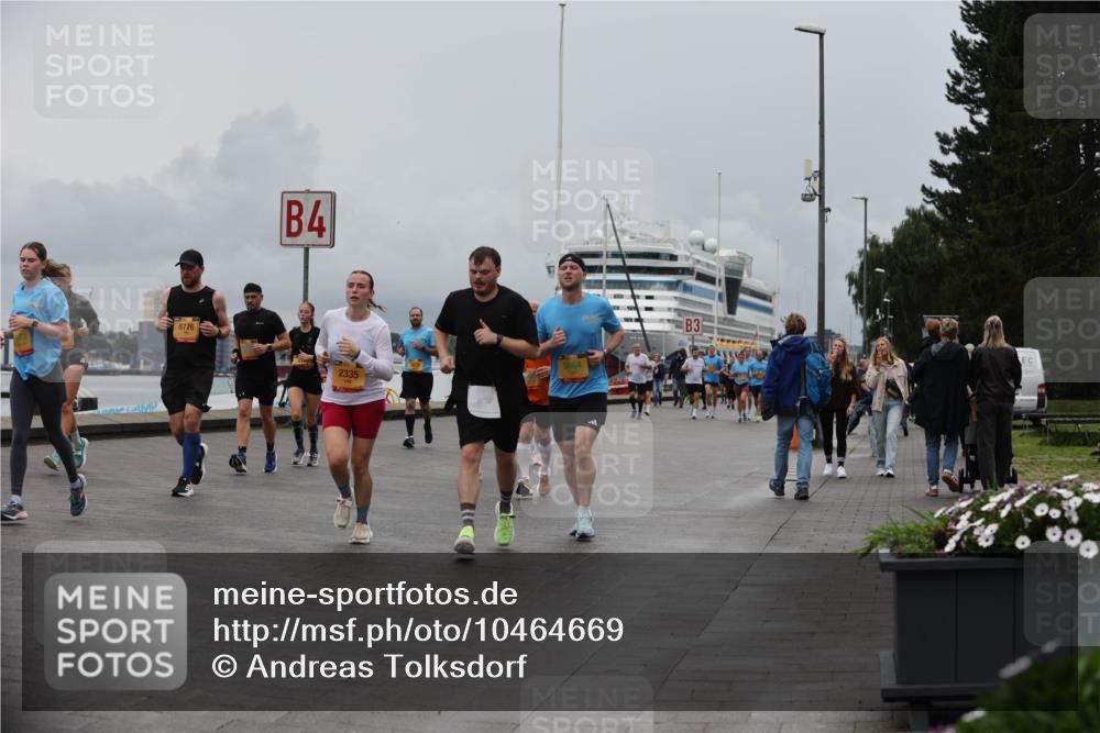 13.09.2026 - Kiel Lauf Andreas Tolksdorf http://msf.ph/oto/10464669 13.09.2026 12:05:02 Kiellinie 8776, 4, 2335, 5664, 3 meine-sportfotos.de