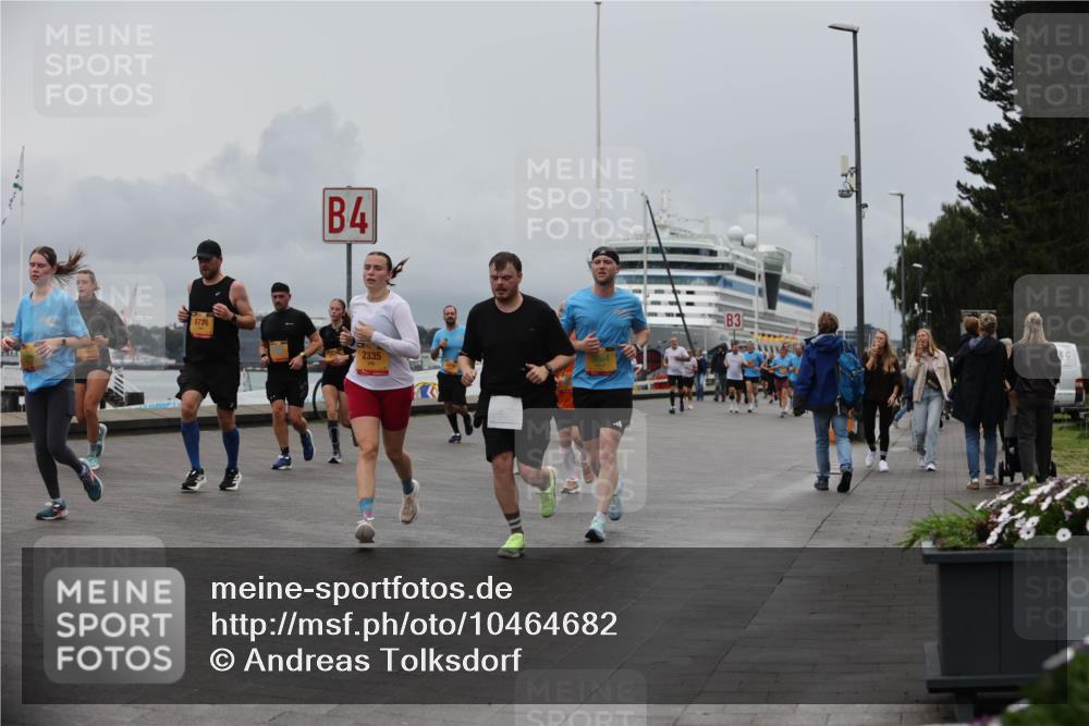 13.09.2026 - Kiel Lauf Andreas Tolksdorf http://msf.ph/oto/10464682 13.09.2026 12:05:02 Kiellinie 8776, 4, 2335, 3 meine-sportfotos.de