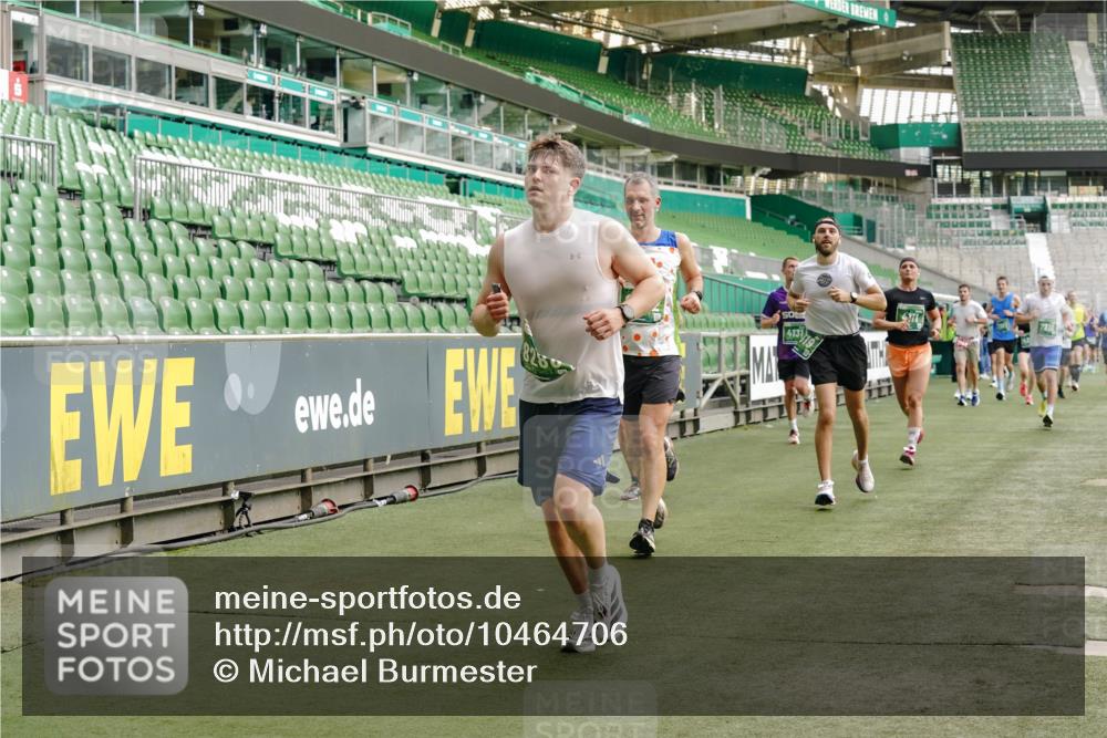 13.09.2026 - 21. swb-Marathon Bremen Michael Burmester http://msf.ph/oto/10464706 13.09.2026 12:56:18 Laufen im Stadion 205, 307, 388, 411, 431, 465, 495, 655, 769, 854, 857, 876, 913, 926, 948, 1058, 1130, 1197, 1390, 1537, 1599, 1601, 1645, 1750, 1972, 2001, 2040, 2122, 2125, 2234, 2251, 2260, 2319, 2383, 2473, 2493, 2535, 2604, 2634, 2640, 2671, 2761, 2812, 2948, 3057, 3078, 3119, 3175, 3192, 3202, 3246, 3290, 3346, 3348, 3411, 3450, 3458, 3508, 3514, 3634, 3706, 3716, 3760, 3813, 3836, 4135, 4137, 4171, 4413, 4455, 4479, 4733, 5277, 5430, 5530, 6106, 2498, 3085 meine-sportfotos.de