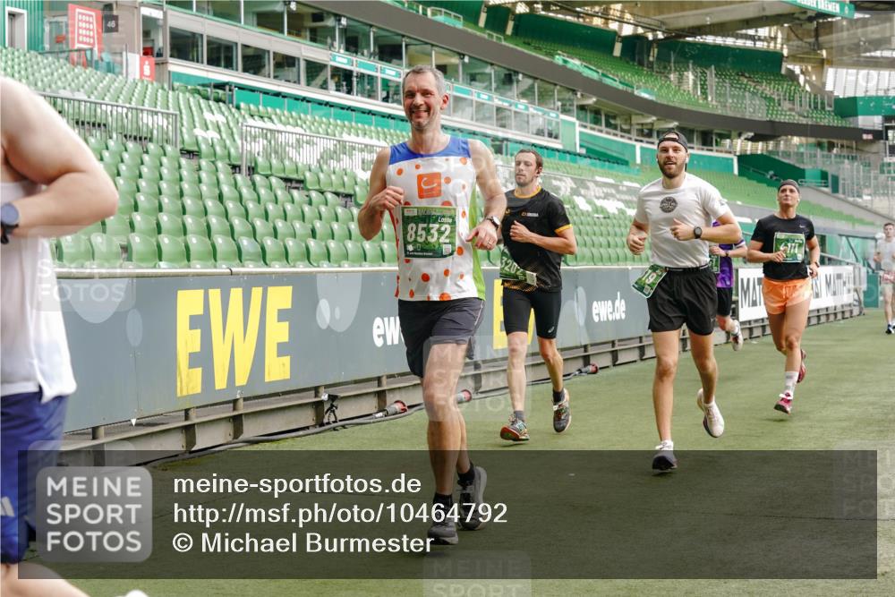 13.09.2026 - 21. swb-Marathon Bremen Michael Burmester http://msf.ph/oto/10464792 13.09.2026 12:56:19 Laufen im Stadion 205, 307, 388, 411, 431, 465, 495, 655, 769, 854, 857, 876, 913, 926, 948, 1058, 1130, 1197, 1390, 1537, 1599, 1601, 1645, 1750, 1972, 2001, 2040, 2122, 2125, 2234, 2251, 2260, 2319, 2383, 2473, 2493, 2535, 2604, 2634, 2640, 2671, 2761, 2812, 2948, 3057, 3078, 3119, 3175, 3192, 3202, 3246, 3290, 3346, 3348, 3411, 3450, 3458, 3508, 3514, 3634, 3706, 3716, 3760, 3813, 3836, 4135, 4137, 4171, 4413, 4455, 4479, 4733, 5277, 5430, 5530, 6106, 2498, 3085 meine-sportfotos.de