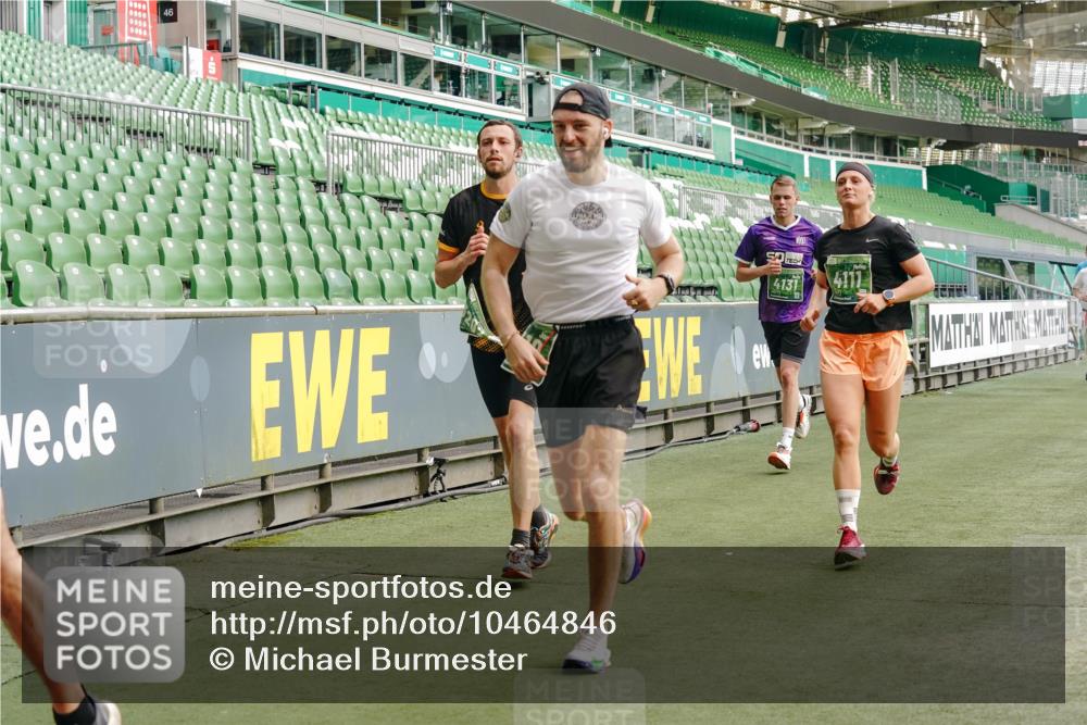 13.09.2026 - 21. swb-Marathon Bremen Michael Burmester http://msf.ph/oto/10464846 13.09.2026 12:56:20 Laufen im Stadion 205, 307, 388, 411, 431, 465, 495, 655, 769, 854, 857, 876, 913, 926, 948, 1058, 1130, 1197, 1390, 1537, 1599, 1601, 1645, 1750, 1972, 2001, 2040, 2051, 2122, 2125, 2234, 2251, 2260, 2319, 2383, 2473, 2493, 2535, 2604, 2634, 2640, 2671, 2761, 2812, 2948, 3057, 3078, 3119, 3192, 3202, 3246, 3290, 3346, 3348, 3411, 3450, 3458, 3508, 3514, 3634, 3706, 3716, 3760, 3813, 3836, 4135, 4137, 4171, 4413, 4455, 4479, 4733, 5277, 5430, 5530, 6106, 2498, 3085 meine-sportfotos.de