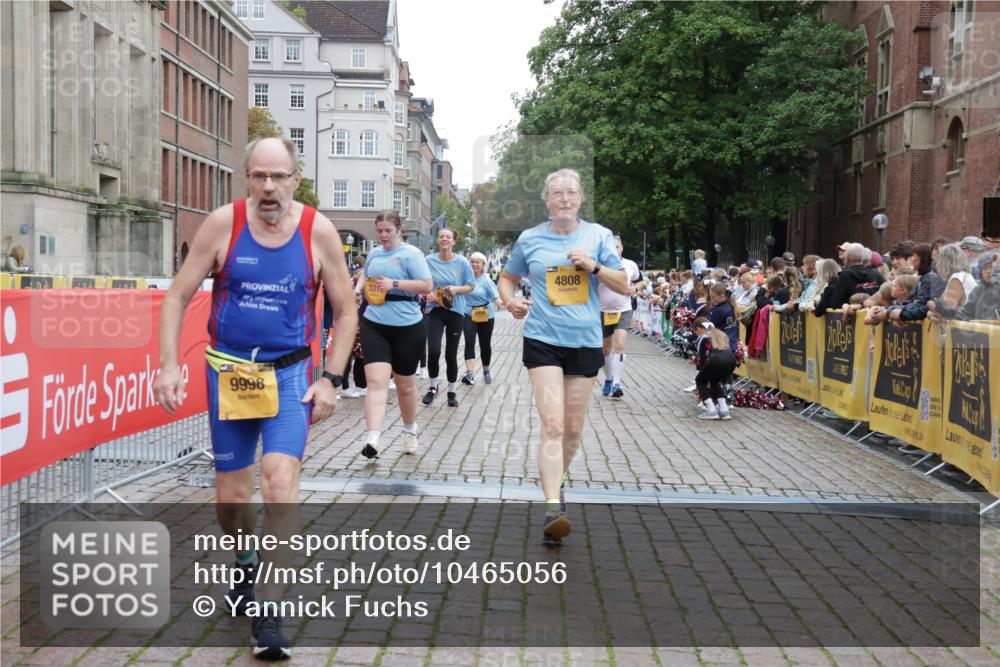 13.09.2026 - Kiel Lauf Yannick Fuchs http://msf.ph/oto/10465056 13.09.2026 09:57:45 Ziel 818, 1296, 2406, 3317, 4808, 8853, 9998, 10943, 130, 1122, 2486, 3114, 3427, 4097, 4567, 4568, 4631, 5776, 6173, 6243, 6735, 6932, 7358, 7359, 7786, 8103, 8113, 11014, 11095, 11245, 12507, 5688, 6253, 8352, 130, 4568, 4631, 5468, 11042 meine-sportfotos.de