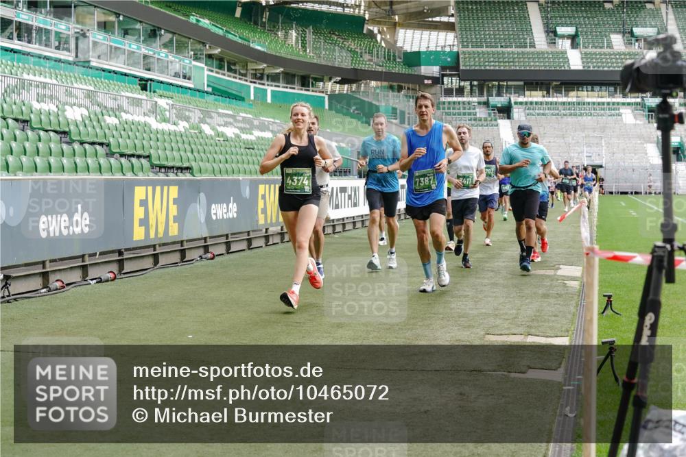 13.09.2026 - 21. swb-Marathon Bremen Michael Burmester http://msf.ph/oto/10465072 13.09.2026 12:56:25 Laufen im Stadion 205, 307, 388, 411, 431, 465, 495, 655, 769, 854, 857, 876, 913, 926, 948, 1058, 1130, 1197, 1390, 1537, 1601, 1645, 1750, 1900, 1972, 2001, 2040, 2051, 2075, 2122, 2125, 2251, 2260, 2319, 2473, 2493, 2535, 2604, 2634, 2640, 2671, 2761, 2812, 2948, 3057, 3078, 3119, 3192, 3202, 3246, 3290, 3346, 3348, 3411, 3450, 3458, 3508, 3514, 3634, 3706, 3716, 3760, 3813, 3836, 4135, 4137, 4171, 4316, 4413, 4455, 4479, 4733, 5277, 5430, 5530, 6106, 2498, 3085 meine-sportfotos.de