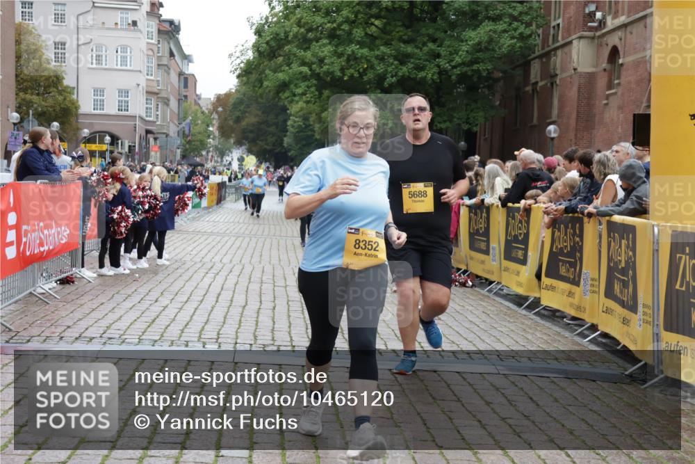 13.09.2026 - Kiel Lauf Yannick Fuchs http://msf.ph/oto/10465120 13.09.2026 09:57:56 Ziel 2406, 5688, 6253, 8352, 818, 1122, 1296, 3317, 3427, 4567, 4808, 6173, 6735, 7358, 7359, 8103, 8853, 9998, 10943, 11014, 2014, 3279, 3302, 5524, 1122, 2486, 3114, 4097, 5776, 6243, 6932, 7786, 8103, 8113, 11095, 11245, 12507 meine-sportfotos.de