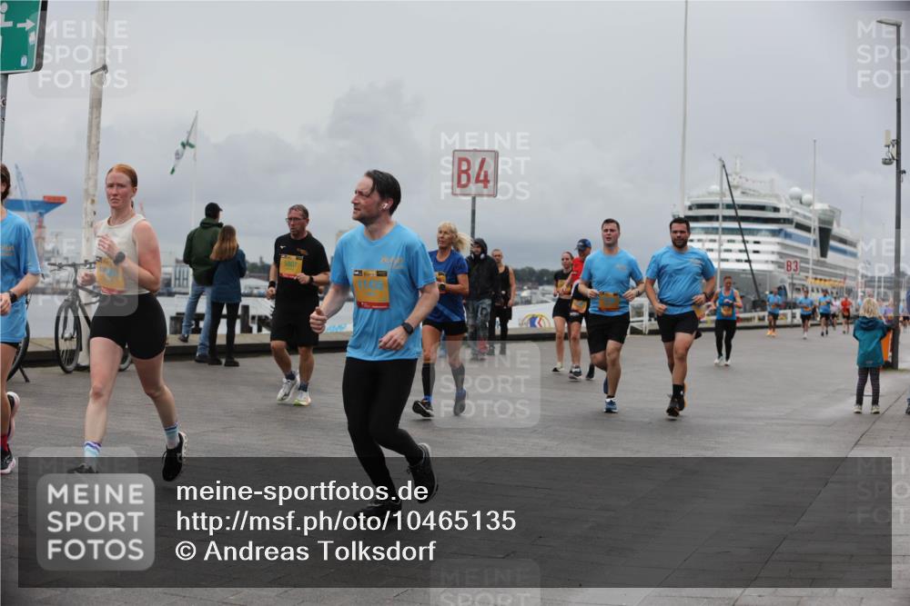 13.09.2026 - Kiel Lauf Andreas Tolksdorf http://msf.ph/oto/10465135 13.09.2026 12:05:46 Kiellinie 5807, 4, 3 meine-sportfotos.de