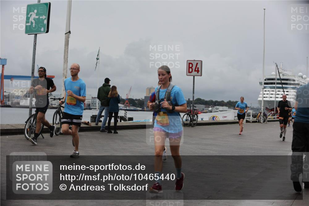 13.09.2026 - Kiel Lauf Andreas Tolksdorf http://msf.ph/oto/10465440 13.09.2026 12:06:26 Kiellinie 2099, 4 meine-sportfotos.de