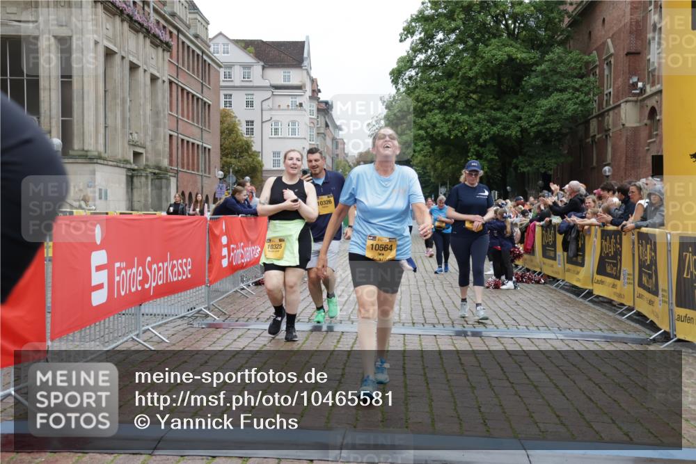 13.09.2026 - Kiel Lauf Yannick Fuchs http://msf.ph/oto/10465581 13.09.2026 09:58:54 Ziel 269, 3458, 6148, 6249, 6956, 7399, 10030, 10325, 10326, 10564, 2103, 5872, 7415, 9087, 11463, 12561, 3920, 5489, 3302, 5738, 9087 meine-sportfotos.de