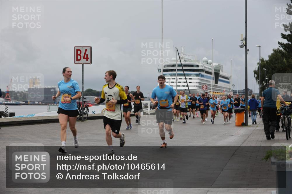 13.09.2026 - Kiel Lauf Andreas Tolksdorf http://msf.ph/oto/10465614 13.09.2026 12:06:35 Kiellinie 3899, 4, 5523, 3 meine-sportfotos.de