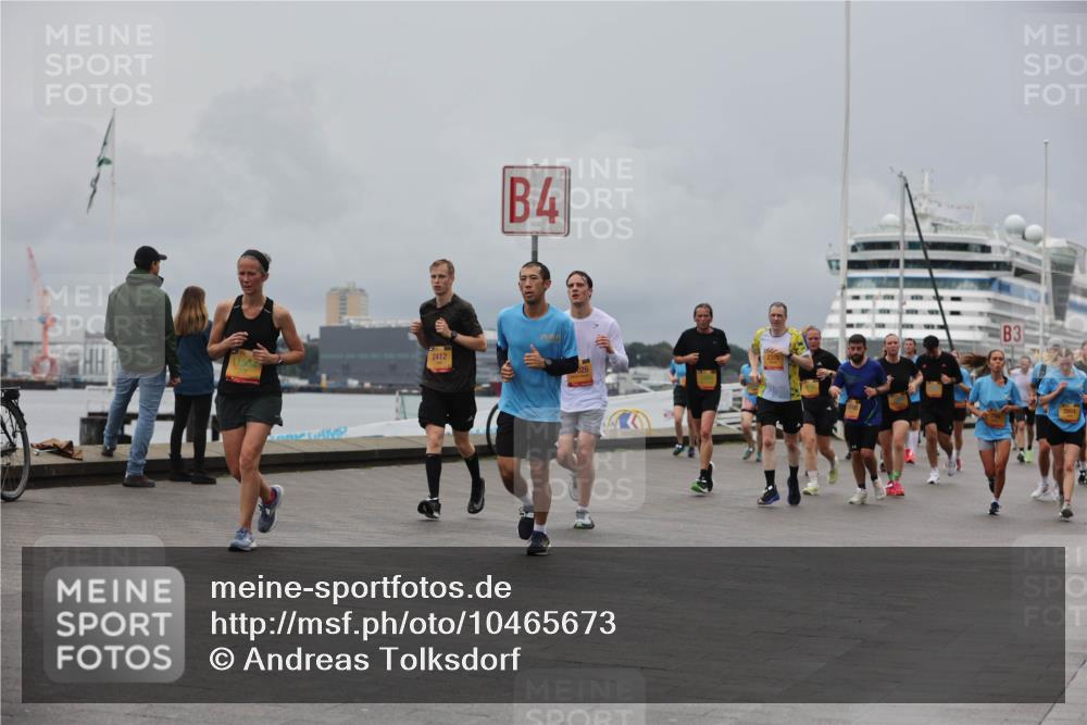 13.09.2026 - Kiel Lauf Andreas Tolksdorf http://msf.ph/oto/10465673 13.09.2026 12:06:40 Kiellinie 2412, 4, 3 meine-sportfotos.de
