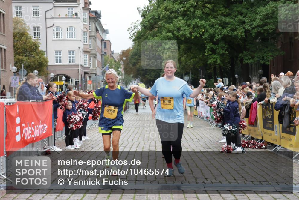 13.09.2026 - Kiel Lauf Yannick Fuchs http://msf.ph/oto/10465674 13.09.2026 09:59:00 Ziel 3458, 3920, 6148, 6956, 7399, 10030, 10325, 10326, 269, 2103, 5872, 6249, 7415, 10325, 10326, 10564, 11463, 225, 5489, 11828, 5738, 9087, 12561 meine-sportfotos.de