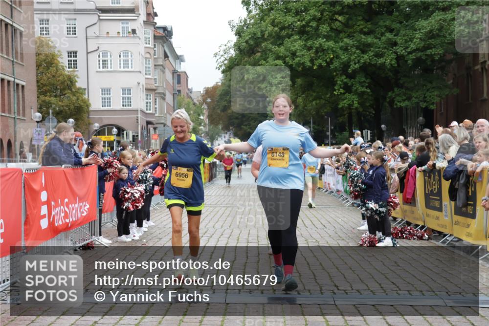 13.09.2026 - Kiel Lauf Yannick Fuchs http://msf.ph/oto/10465679 13.09.2026 09:59:00 Ziel 3458, 3920, 6148, 6956, 7399, 10030, 10325, 10326, 269, 2103, 5872, 6249, 7415, 10325, 10326, 10564, 11463, 225, 5489, 11828, 5738, 9087, 12561 meine-sportfotos.de
