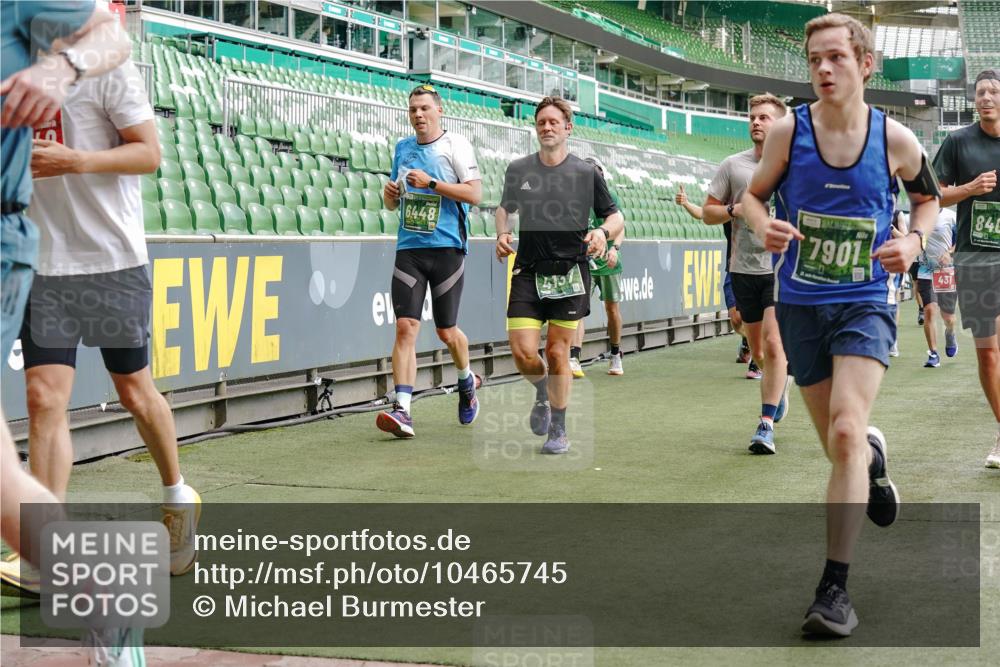 13.09.2026 - 21. swb-Marathon Bremen Michael Burmester http://msf.ph/oto/10465745 13.09.2026 12:56:39 Laufen im Stadion 205, 307, 411, 431, 465, 655, 769, 776, 854, 857, 876, 913, 926, 948, 1010, 1058, 1130, 1254, 1537, 1601, 1645, 1750, 1809, 1900, 1972, 2001, 2040, 2051, 2075, 2122, 2260, 2319, 2324, 2402, 2473, 2493, 2535, 2604, 2634, 2640, 2671, 2761, 2812, 2904, 2948, 3051, 3057, 3078, 3119, 3192, 3202, 3290, 3348, 3411, 3450, 3458, 3508, 3514, 3634, 3706, 3760, 3813, 3836, 3939, 4101, 4135, 4137, 4171, 4316, 4319, 4413, 4455, 4479, 4733, 5277, 5430, 5530, 6106, 2498, 3085 meine-sportfotos.de