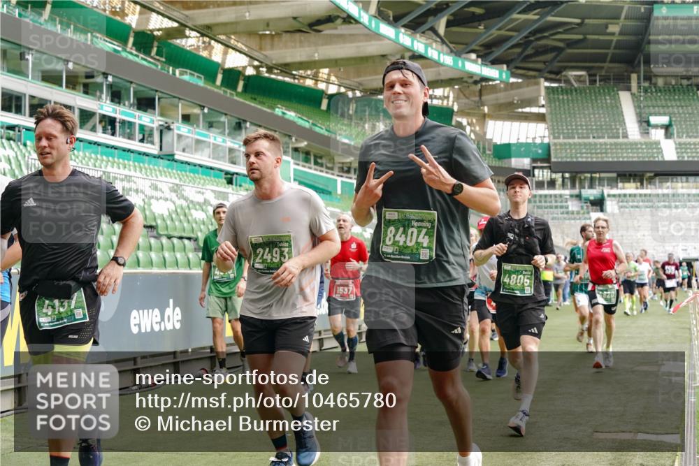 13.09.2026 - 21. swb-Marathon Bremen Michael Burmester http://msf.ph/oto/10465780 13.09.2026 12:56:40 Laufen im Stadion 205, 307, 411, 431, 465, 655, 769, 776, 854, 857, 876, 913, 926, 948, 1010, 1058, 1130, 1254, 1537, 1601, 1645, 1750, 1809, 1900, 1972, 2001, 2040, 2051, 2075, 2122, 2260, 2319, 2324, 2402, 2473, 2493, 2535, 2604, 2634, 2640, 2671, 2761, 2812, 2904, 2948, 3051, 3057, 3078, 3119, 3192, 3202, 3290, 3348, 3411, 3450, 3458, 3508, 3514, 3634, 3706, 3760, 3813, 3836, 3939, 4101, 4135, 4137, 4171, 4316, 4319, 4413, 4455, 4479, 4733, 5277, 5430, 5530, 6106, 2498, 3085 meine-sportfotos.de