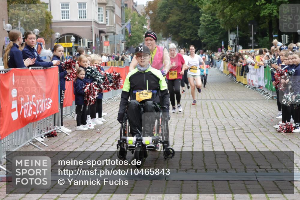 13.09.2026 - Kiel Lauf Yannick Fuchs http://msf.ph/oto/10465843 13.09.2026 09:59:14 Ziel 225, 3920, 5489, 11828, 269, 3458, 6148, 6249, 6956, 7399, 10030, 10325, 10326, 10564, 2967, 6306, 10357, 2103, 5872, 11463 meine-sportfotos.de