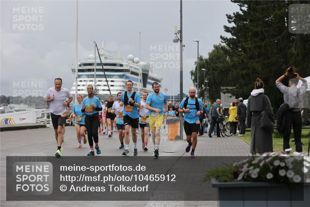 13.09.2026 - Kiel Lauf Andreas Tolksdorf http://msf.ph/oto/10465912 13.09.2026 12:06:50 Kiellinie 10978, 7342 meine-sportfotos.de
