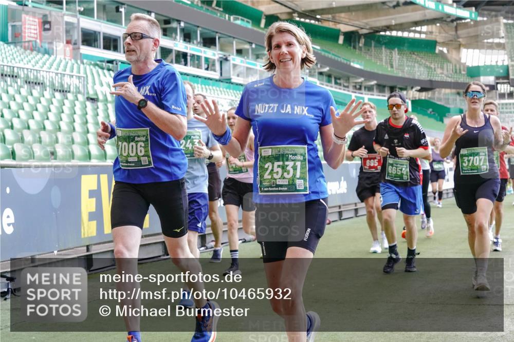 13.09.2026 - 21. swb-Marathon Bremen Michael Burmester http://msf.ph/oto/10465932 13.09.2026 13:13:18 Laufen im Stadion 118, 183, 270, 278, 349, 460, 514, 576, 600, 631, 695, 702, 843, 933, 950, 1005, 1143, 1226, 1286, 1334, 1408, 1426, 1596, 1641, 1991, 2005, 2035, 2079, 2264, 2336, 2375, 2377, 2387, 2398, 2412, 2439, 2457, 2461, 2478, 2505, 2521, 2540, 2612, 2665, 2673, 2684, 2693, 2765, 2773, 2792, 2815, 2816, 2850, 2860, 2884, 2895, 2921, 2963, 2966, 2972, 2975, 3016, 3111, 3143, 3155, 3209, 3253, 3277, 3293, 3304, 3308, 3313, 3378, 3434, 3653, 3661 meine-sportfotos.de