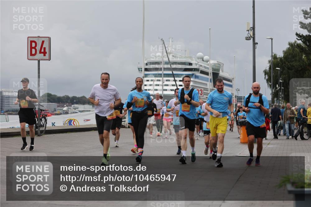 13.09.2026 - Kiel Lauf Andreas Tolksdorf http://msf.ph/oto/10465947 13.09.2026 12:06:51 Kiellinie 4, 107, 10978, 33 meine-sportfotos.de