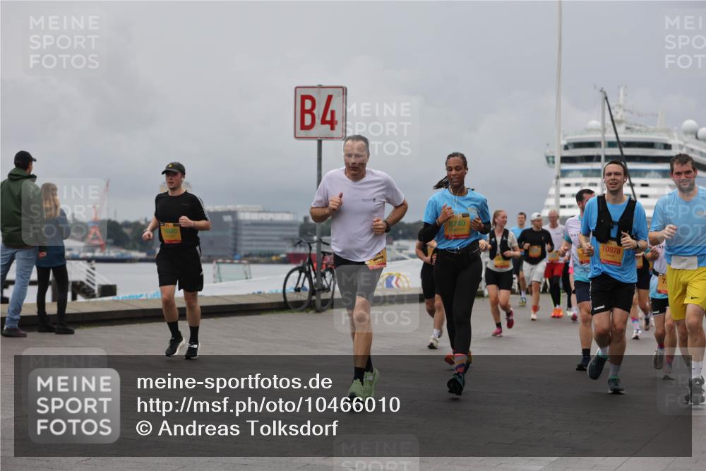 13.09.2026 - Kiel Lauf Andreas Tolksdorf http://msf.ph/oto/10466010 13.09.2026 12:06:52 Kiellinie 10880, 4, 8740, 10978 meine-sportfotos.de