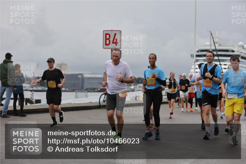 13.09.2026 - Kiel Lauf Andreas Tolksdorf http://msf.ph/oto/10466023 13.09.2026 12:06:52 Kiellinie 10880, 4, 8740, 10978 meine-sportfotos.de