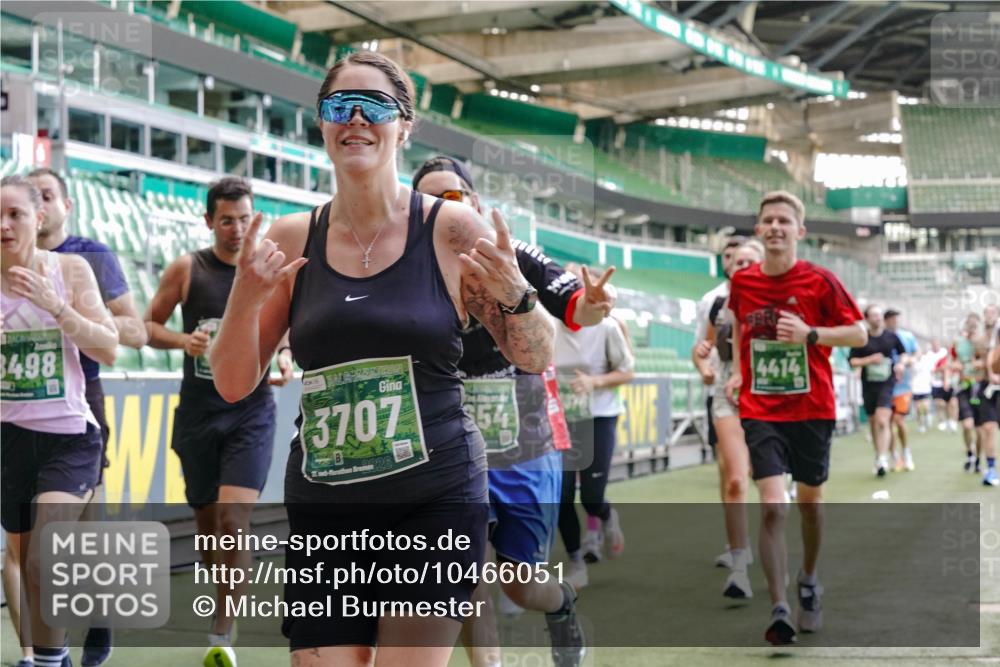 13.09.2026 - 21. swb-Marathon Bremen Michael Burmester http://msf.ph/oto/10466051 13.09.2026 13:13:20 Laufen im Stadion 118, 183, 270, 278, 349, 460, 514, 576, 600, 631, 695, 702, 933, 950, 1005, 1143, 1226, 1286, 1334, 1392, 1408, 1426, 1573, 1596, 1641, 1991, 2005, 2024, 2035, 2079, 2264, 2336, 2377, 2387, 2398, 2412, 2439, 2457, 2461, 2478, 2505, 2521, 2540, 2612, 2665, 2673, 2684, 2693, 2765, 2773, 2792, 2815, 2816, 2850, 2860, 2884, 2895, 2921, 2963, 2966, 2972, 2975, 3016, 3111, 3143, 3155, 3209, 3253, 3277, 3293, 3304, 3308, 3313, 3378, 3434, 3653, 3661 meine-sportfotos.de